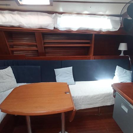 Best Barcelona Boat Experience Sant Adrià de Besòs Eksteriør billede