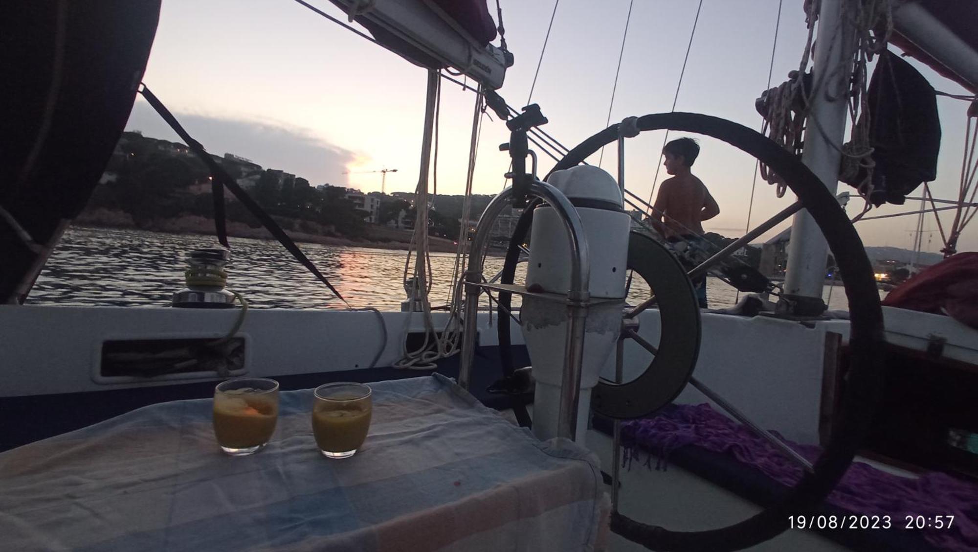 Best Barcelona Boat Experience Sant Adrià de Besòs Eksteriør billede